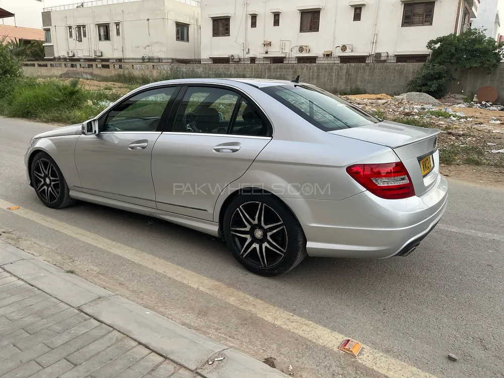 Mercedes Benz C Class 2012 for Sale in Karachi Mercedes Benz C Class 2012 for Sale in Karachi Image-5
