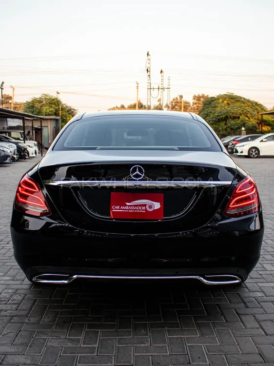 Mercedes Benz C Class 2015 for Sale in Islamabad Mercedes Benz C Class 2015 for Sale in Islamabad Image-5