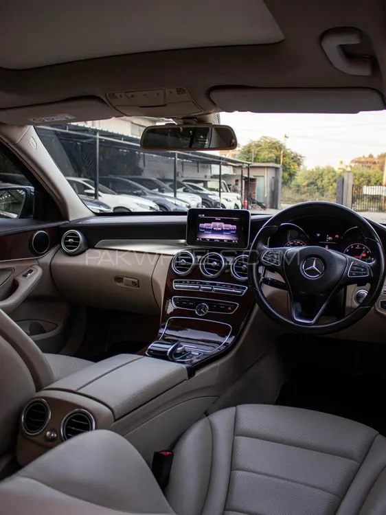 Mercedes Benz C Class 2015 for Sale in Islamabad Mercedes Benz C Class 2015 for Sale in Islamabad Image-6