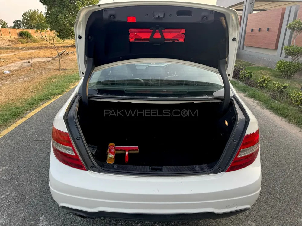 Mercedes Benz C Class 2011 for Sale in Islamabad Mercedes Benz C Class 2011 for Sale in Islamabad Image-13