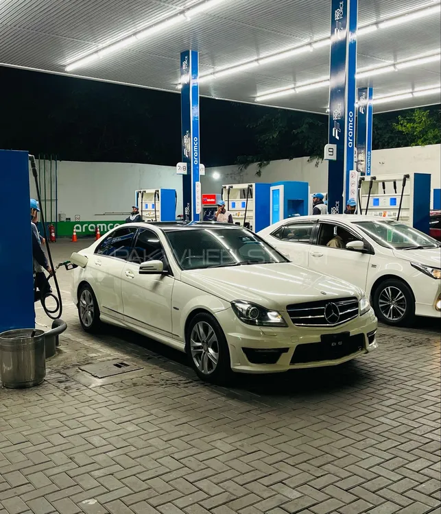 Mercedes Benz C Class 2011 for Sale in Islamabad Mercedes Benz C Class 2011 for Sale in Islamabad Image-7