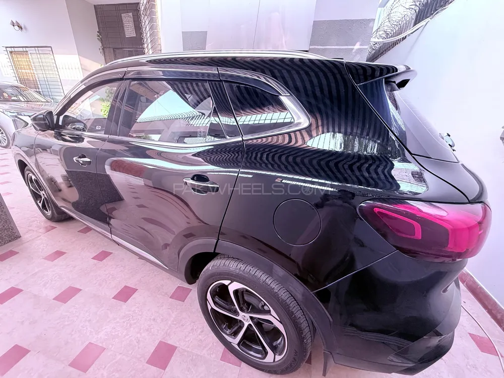 MG HS 2025 for Sale in Karachi MG HS 2025 for Sale in Karachi Image-5