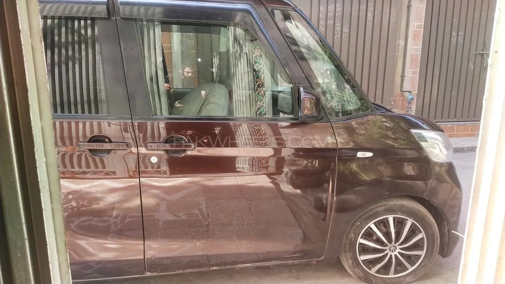 Mitsubishi Ek Wagon 2018 for Sale in Lahore Mitsubishi Ek Wagon 2018 for Sale in Lahore Image-4
