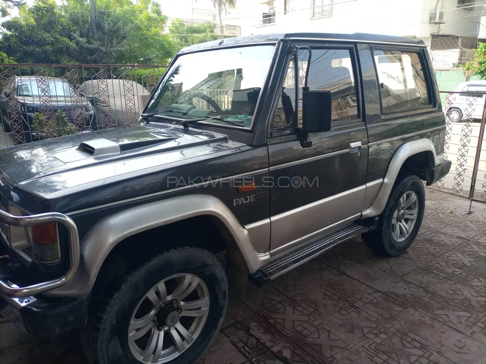 مٹسوبیشی پجیرو 1986 for Sale in کراچی مٹسوبیشی پجیرو 1986 for Sale in کراچی Image-7