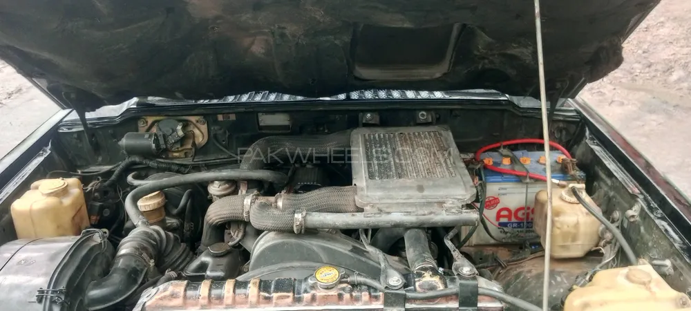Mitsubishi Pajero 1990 for Sale in Kashmir Mitsubishi Pajero 1990 for Sale in Kashmir Image-4