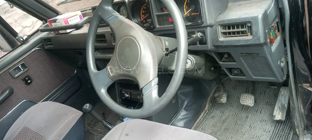 Mitsubishi Pajero 1990 for Sale in Kashmir Mitsubishi Pajero 1990 for Sale in Kashmir Image-2