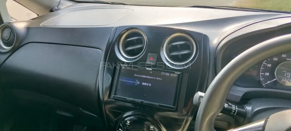 Nissan Note 2018 for Sale in Lahore Nissan Note 2018 for Sale in Lahore Image-12