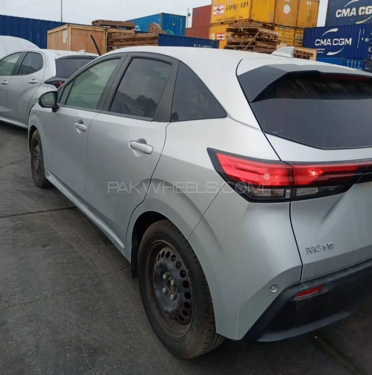Nissan Note 2022 for Sale in Lahore Nissan Note 2022 for Sale in Lahore Image-3