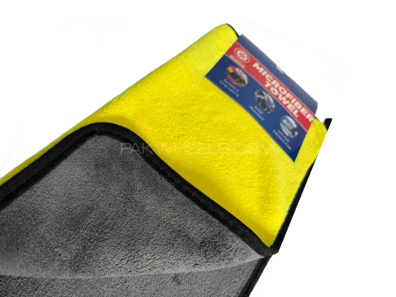 PakWheels Car Care - Microfiber Towel 40X60 600GSM - Car Dry - Shampoo Apply & Car Wash (Pack of 1) PakWheels Car Care - Microfiber Towel 40X60 600GSM - Car Dry - Shampoo Apply & Car Wash (Pack of 1) Image-1