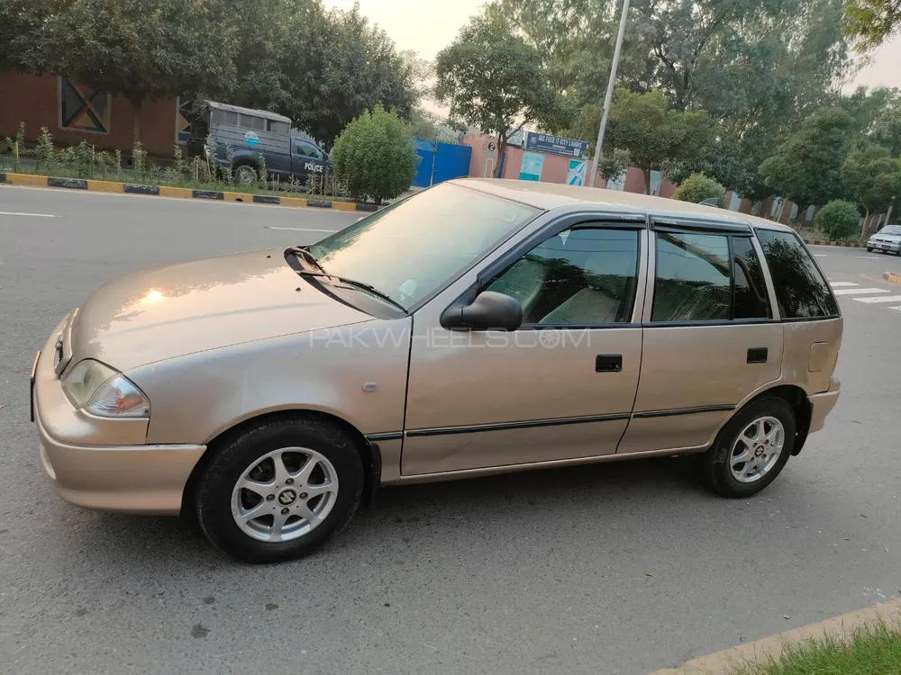 Suzuki Cultus 2006 for Sale in Lahore Suzuki Cultus 2006 for Sale in Lahore Image-2