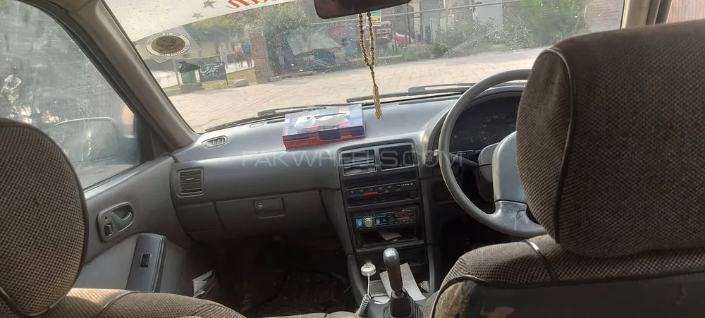 Suzuki Cultus 2001 for Sale in Peshawar Suzuki Cultus 2001 for Sale in Peshawar Image-3
