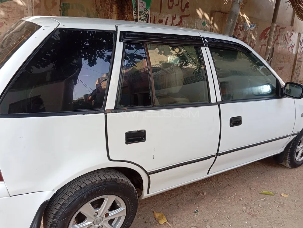 Suzuki Cultus 2002 for Sale in Karachi Suzuki Cultus 2002 for Sale in Karachi Image-4