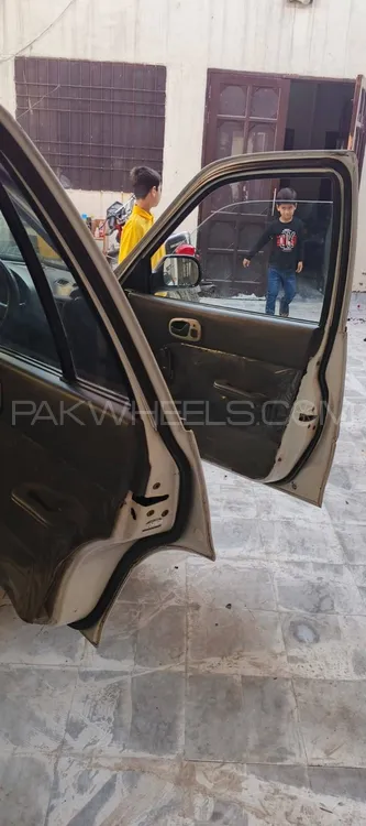 Suzuki Cultus 2009 for Sale in Faisalabad Suzuki Cultus 2009 for Sale in Faisalabad Image-11