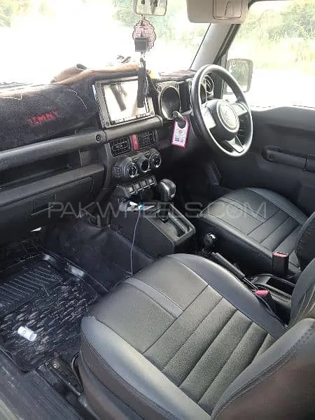 Suzuki Jimny 2019 for Sale in Karachi Suzuki Jimny 2019 for Sale in Karachi Image-3
