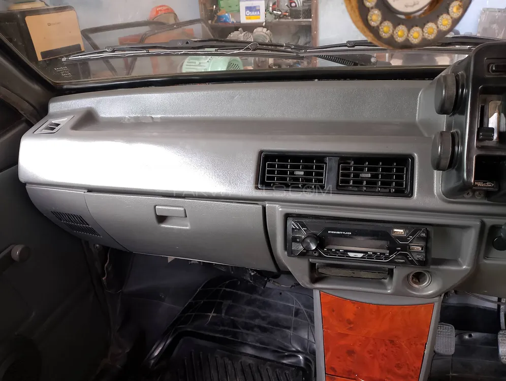 Suzuki Mehran 2016 for Sale in Lahore Suzuki Mehran 2016 for Sale in Lahore Image-10