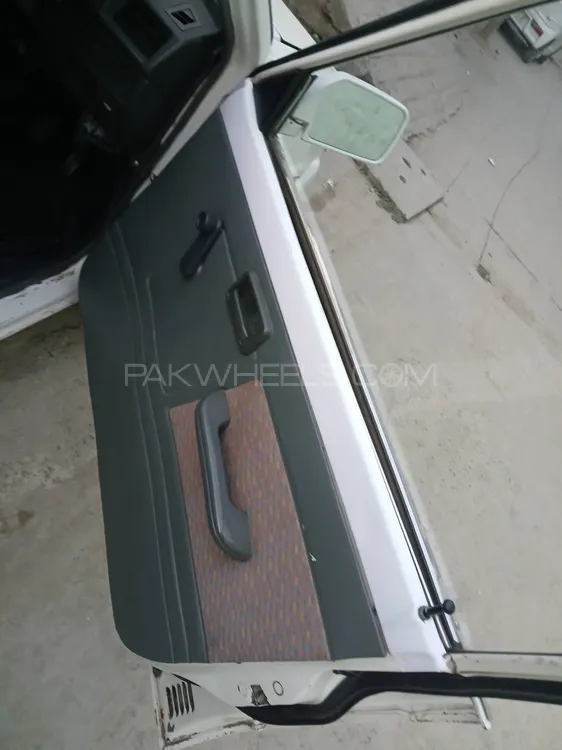 Suzuki Mehran 2015 for Sale in Rawalpindi Suzuki Mehran 2015 for Sale in Rawalpindi Image-7