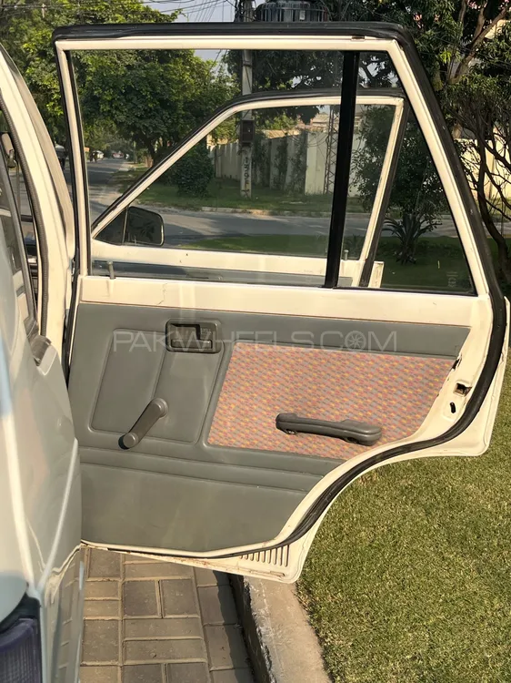 Suzuki Mehran 2017 for Sale in Lahore Suzuki Mehran 2017 for Sale in Lahore Image-10