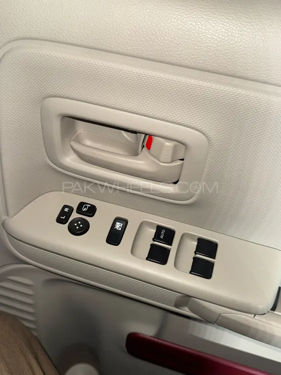 Suzuki Spacia 2025 for Sale in Sialkot Suzuki Spacia 2025 for Sale in Sialkot Image-4