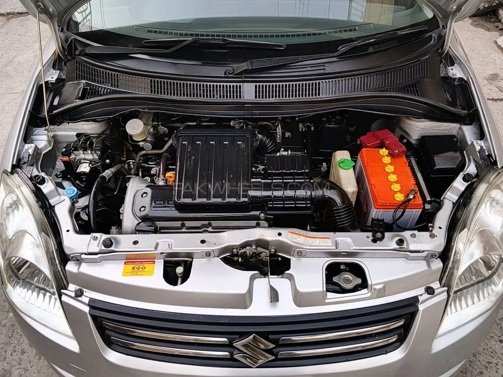Suzuki Swift 2015 for Sale in Rawalpindi Suzuki Swift 2015 for Sale in Rawalpindi Image-4