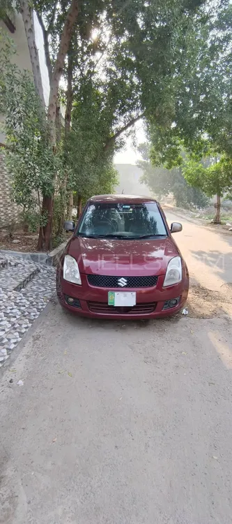 Suzuki Swift 2011 for Sale in Faisalabad Suzuki Swift 2011 for Sale in Faisalabad Image-1