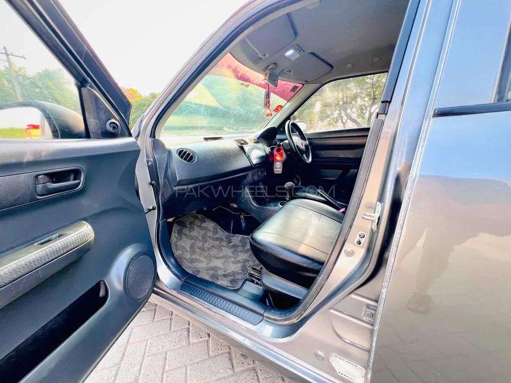 Suzuki Swift 2012 for Sale in Lahore Suzuki Swift 2012 for Sale in Lahore Image-13