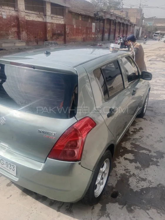 Suzuki Swift 2011 for Sale in Peshawar Suzuki Swift 2011 for Sale in Peshawar Image-2
