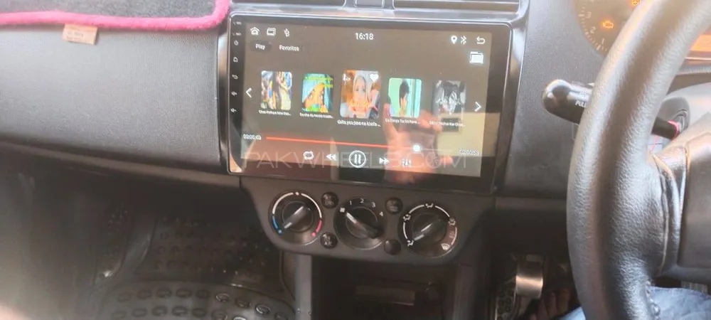 Suzuki Swift 2015 for Sale in Karachi Suzuki Swift 2015 for Sale in Karachi Image-5