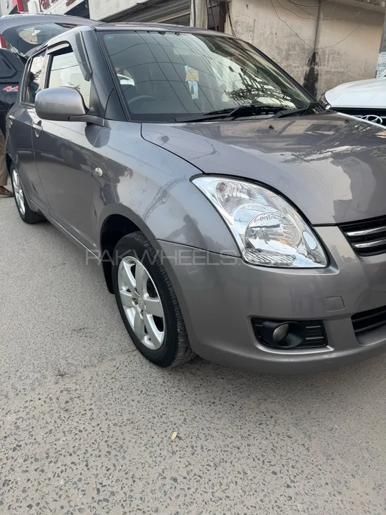 Suzuki Swift 2017 for Sale in Lahore Suzuki Swift 2017 for Sale in Lahore Image-6