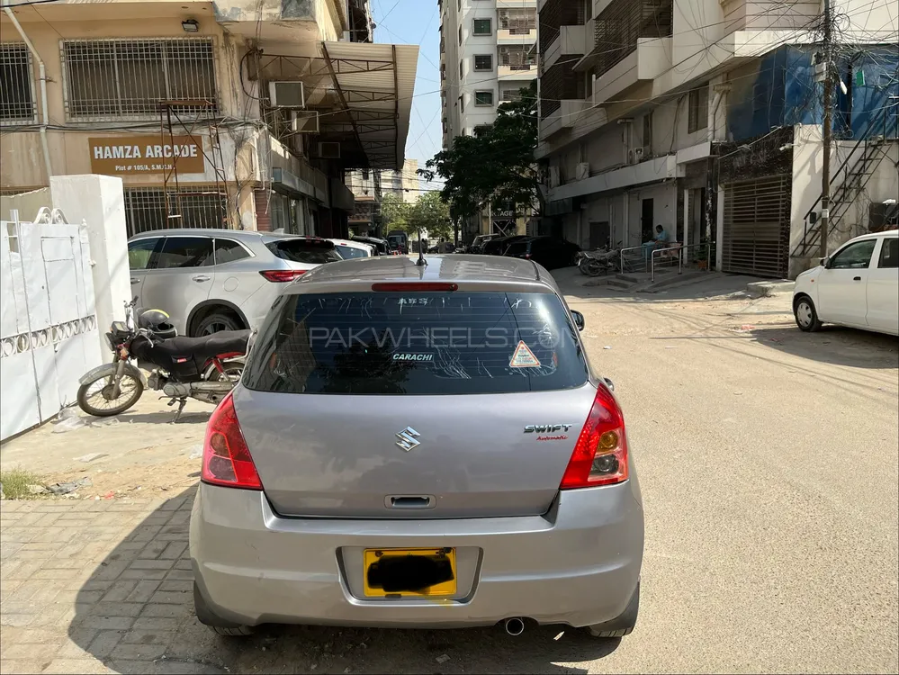 Suzuki Swift 2018 for Sale in Karachi Suzuki Swift 2018 for Sale in Karachi Image-4