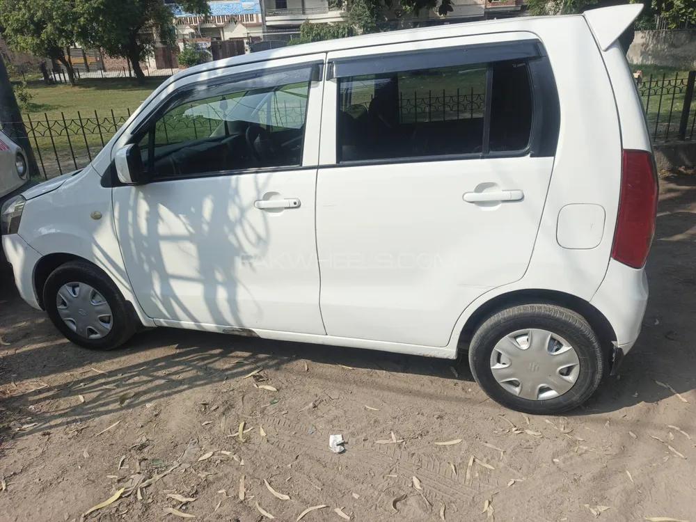 Suzuki Wagon R 2018 for Sale in Lahore Suzuki Wagon R 2018 for Sale in Lahore Image-3