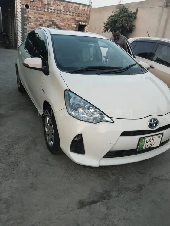 Toyota Aqua 2014 for Sale in Peshawar Toyota Aqua 2014 for Sale in Peshawar Image-1