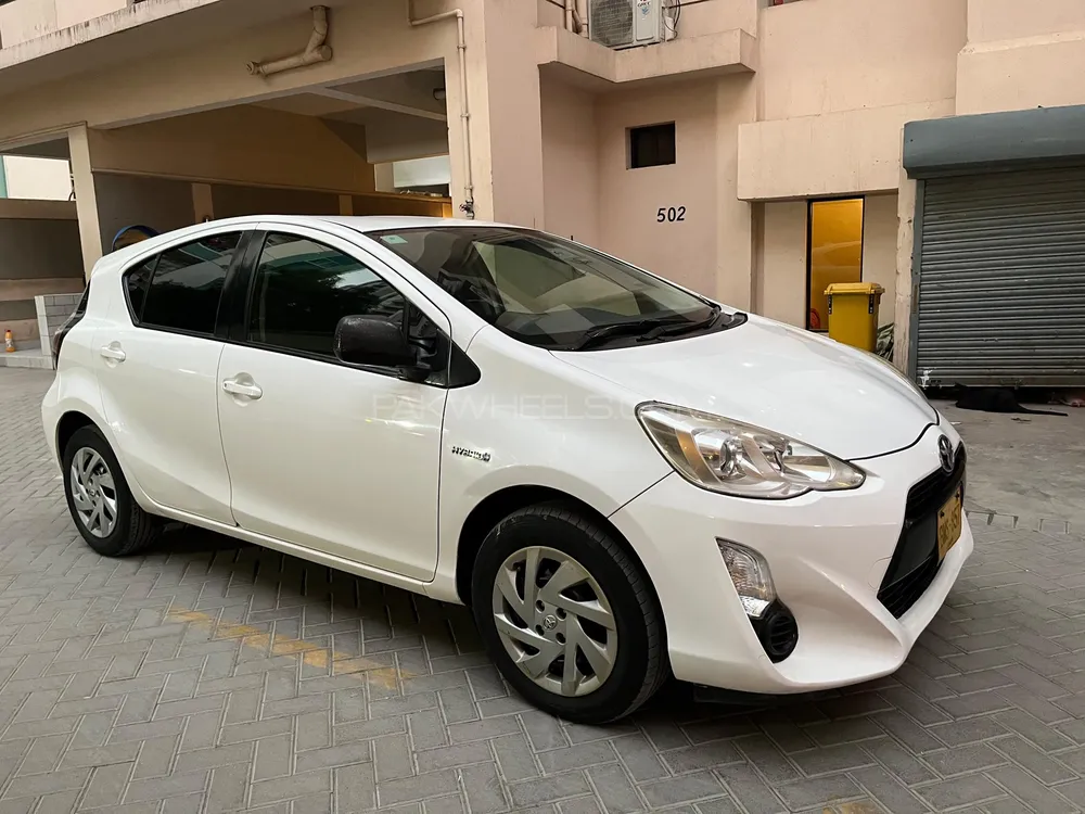 Toyota Aqua 2015 for Sale in Karachi Toyota Aqua 2015 for Sale in Karachi Image-5