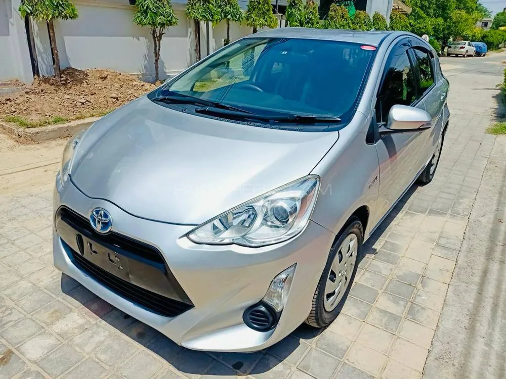 Toyota Aqua 2015 for Sale in Lahore Toyota Aqua 2015 for Sale in Lahore Image-2