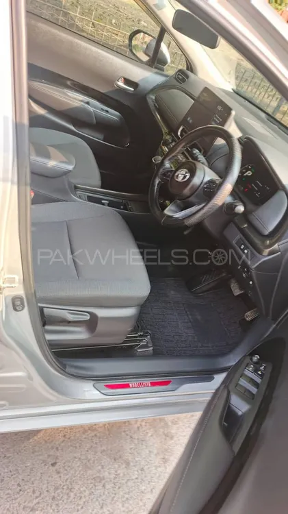 Toyota Aqua 2021 for Sale in Lahore Toyota Aqua 2021 for Sale in Lahore Image-11