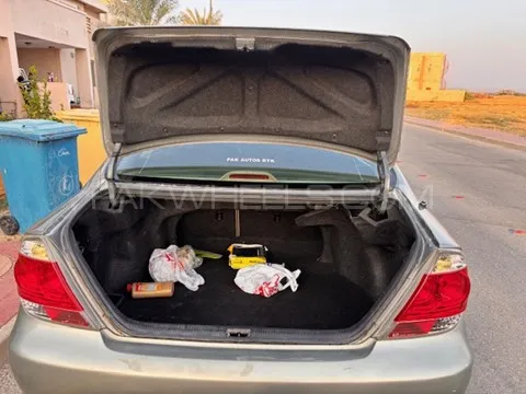 Toyota Camry 2004 for Sale in Karachi Toyota Camry 2004 for Sale in Karachi Image-8