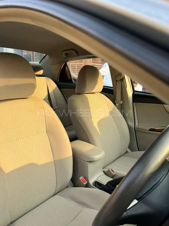 Toyota Corolla 2013 for Sale in Sialkot Toyota Corolla 2013 for Sale in Sialkot Image-12