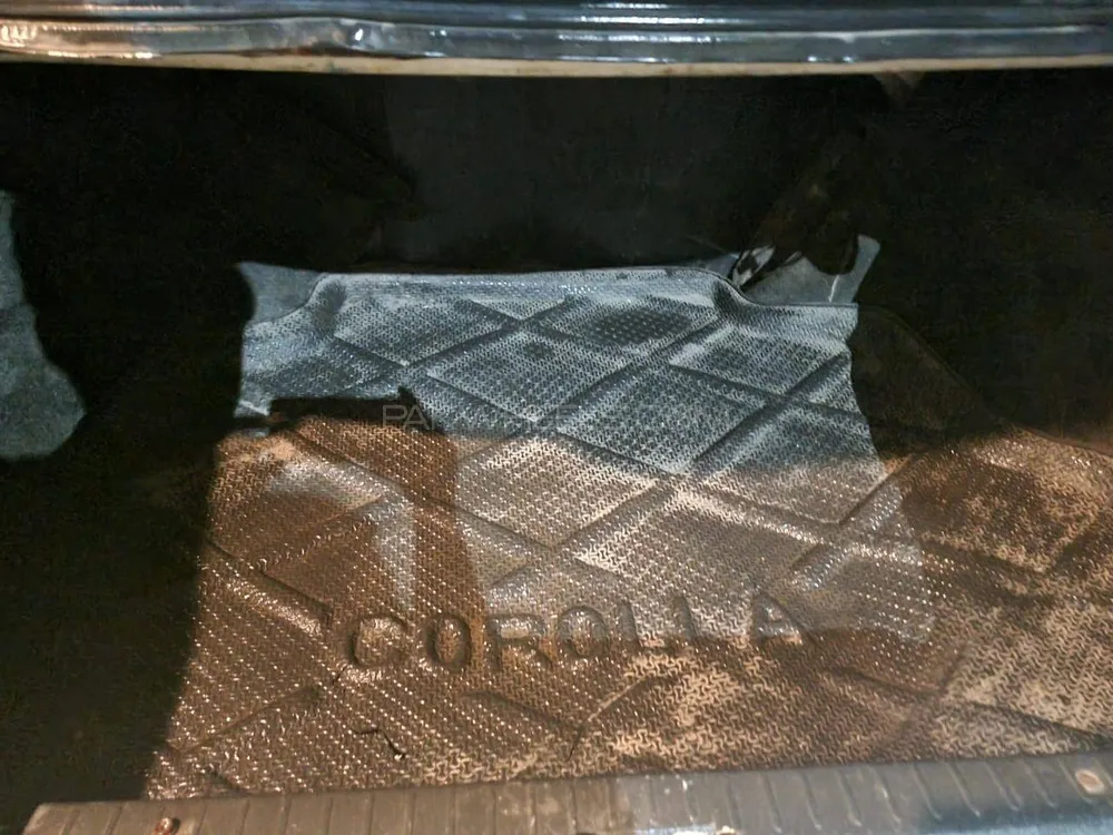 Toyota Corolla 2004 for Sale in Lahore Toyota Corolla 2004 for Sale in Lahore Image-6