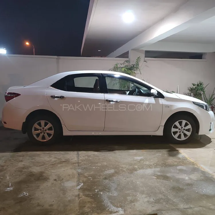 Toyota Corolla 2015 for Sale in Mian Wali Toyota Corolla 2015 for Sale in Mian Wali Image-5