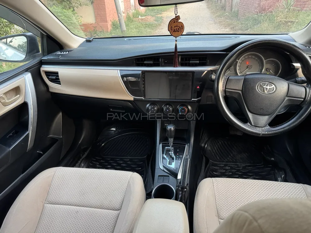 Toyota Corolla 2016 for Sale in Sargodha Toyota Corolla 2016 for Sale in Sargodha Image-6