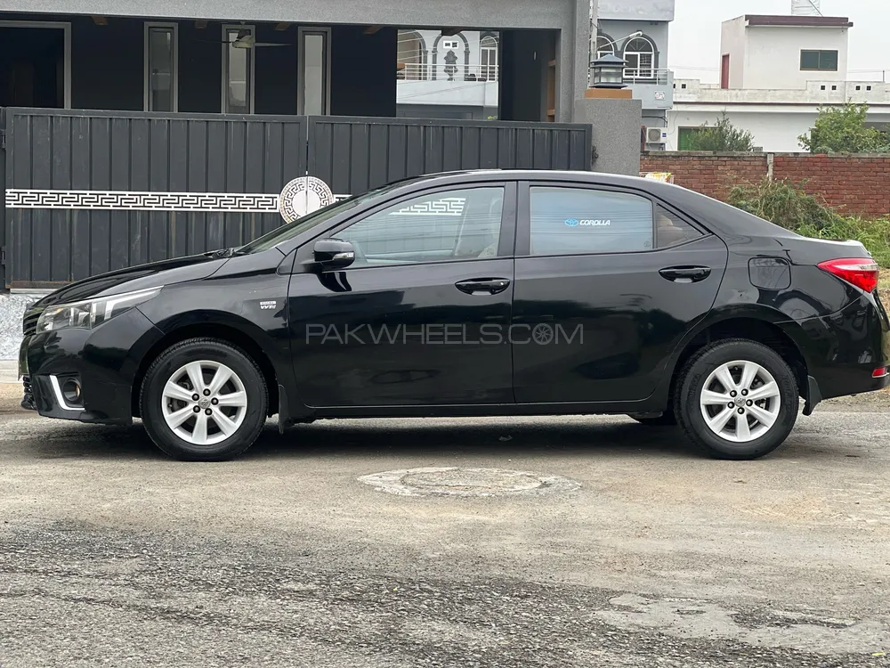 Toyota Corolla 2016 for Sale in Faisalabad Toyota Corolla 2016 for Sale in Faisalabad Image-3