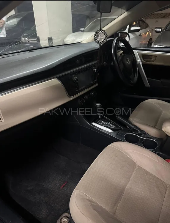Toyota Corolla 2016 for Sale in Karachi Toyota Corolla 2016 for Sale in Karachi Image-5