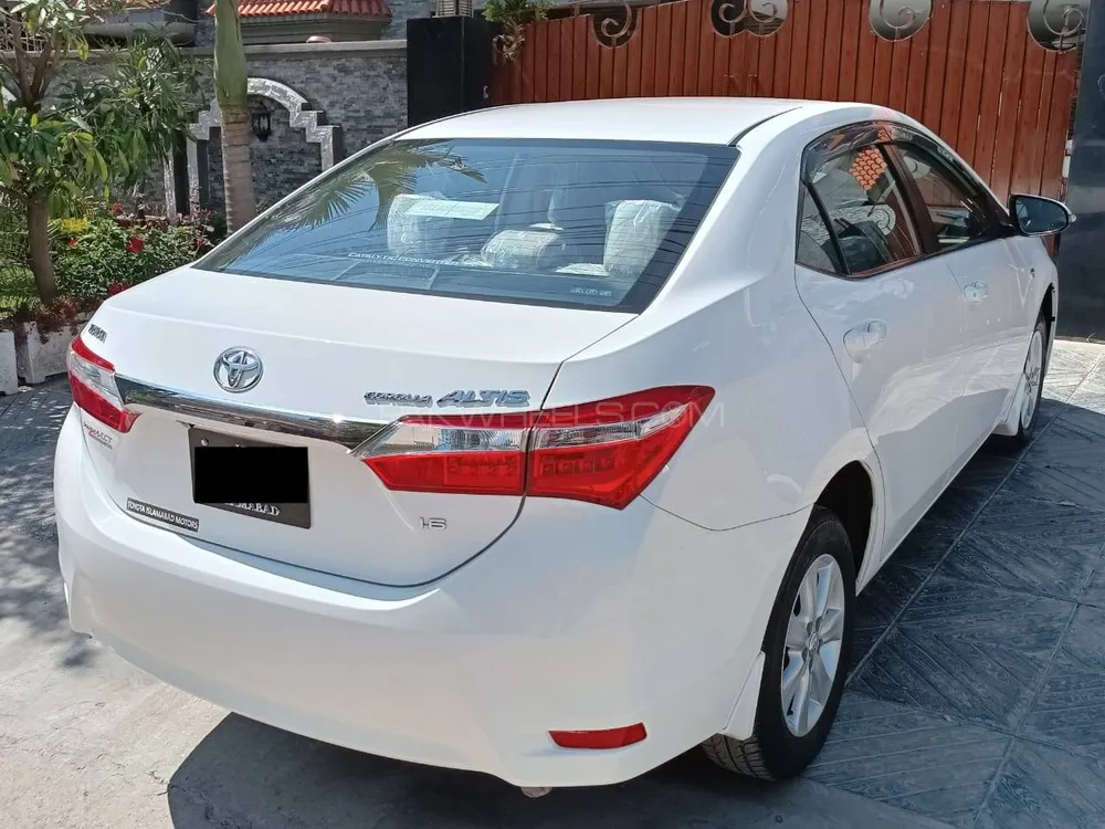 Toyota Corolla 2017 for Sale in Islamabad Toyota Corolla 2017 for Sale in Islamabad Image-5
