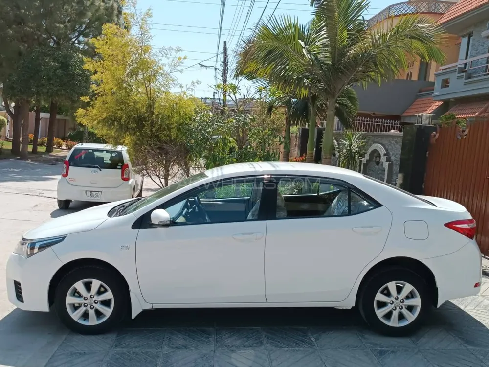 Toyota Corolla 2017 for Sale in Islamabad Toyota Corolla 2017 for Sale in Islamabad Image-11