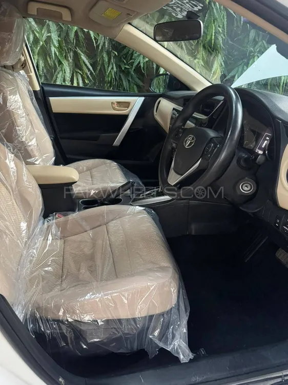 Toyota Corolla 2018 for Sale in Lahore Toyota Corolla 2018 for Sale in Lahore Image-10