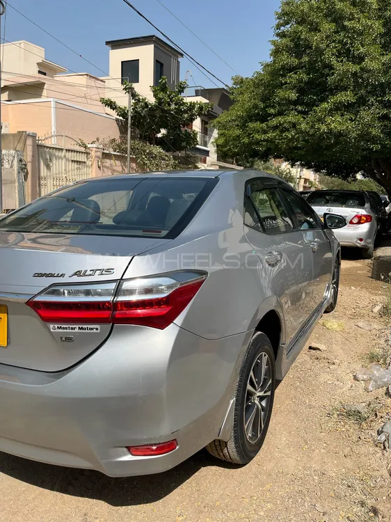 Toyota Corolla 2018 for Sale in Karachi Toyota Corolla 2018 for Sale in Karachi Image-6