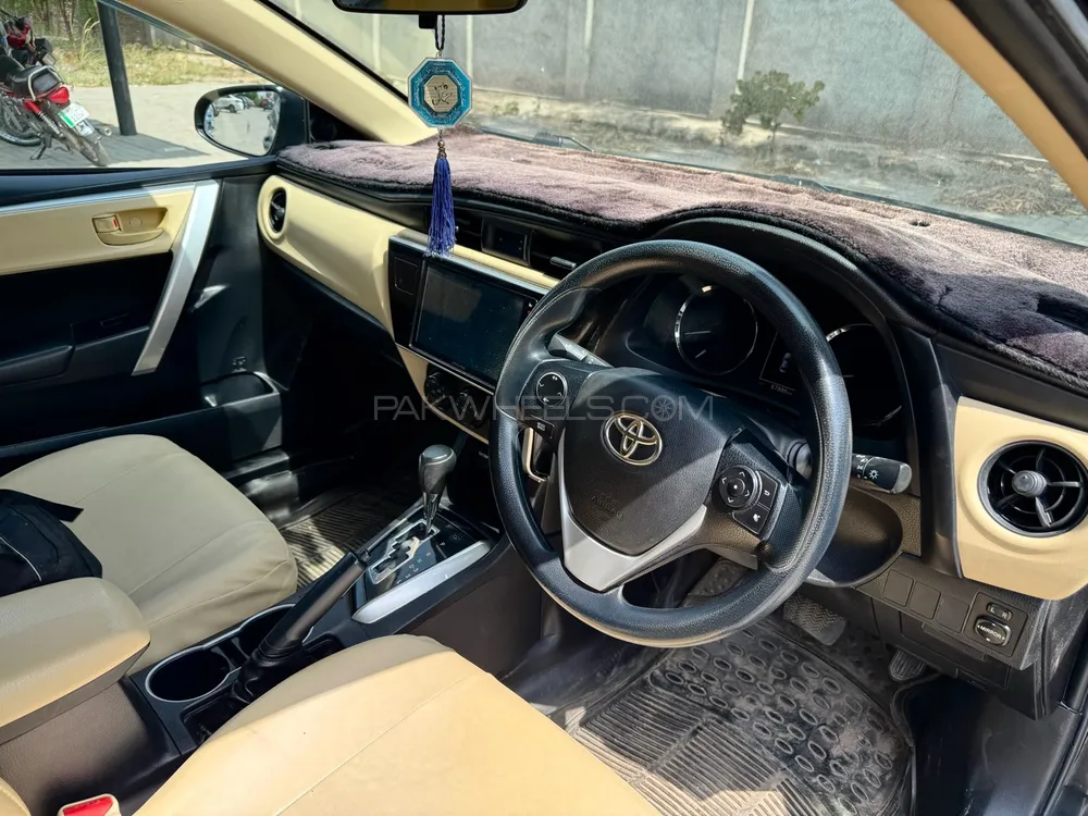 Toyota Corolla 2019 for Sale in Multan Toyota Corolla 2019 for Sale in Multan Image-13