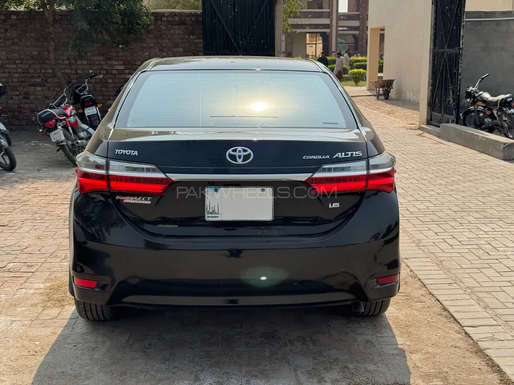 Toyota Corolla 2019 for Sale in Multan Toyota Corolla 2019 for Sale in Multan Image-2