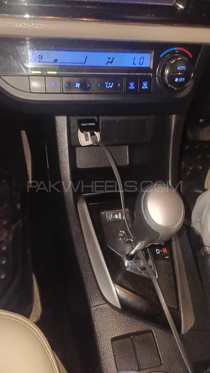Toyota Corolla 2017 for Sale in Gujranwala Toyota Corolla 2017 for Sale in Gujranwala Image-9