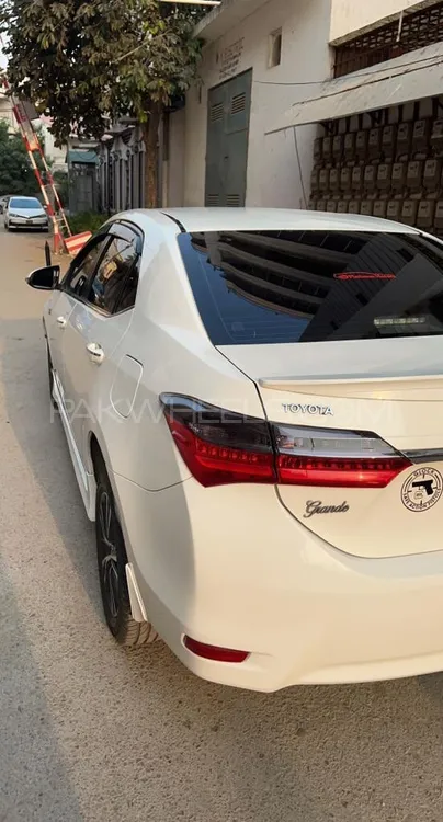 Toyota Corolla 2018 for Sale in Karachi Toyota Corolla 2018 for Sale in Karachi Image-15