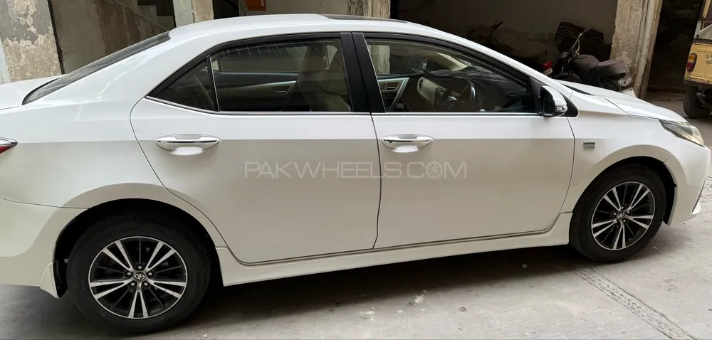 Toyota Corolla 2019 for Sale in Karachi Toyota Corolla 2019 for Sale in Karachi Image-3